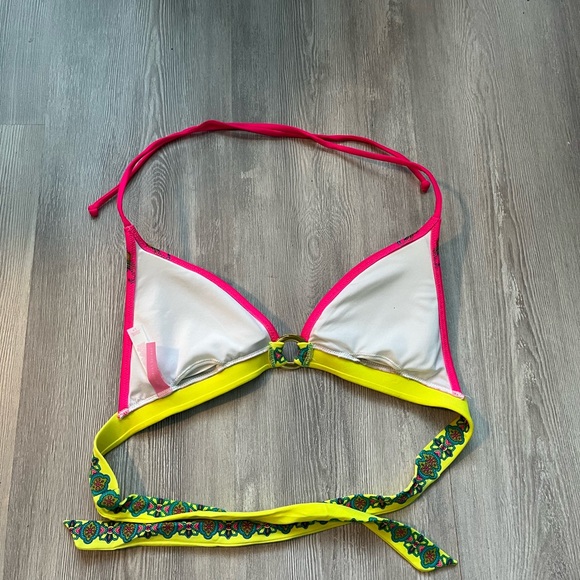 Victoria’s Secret small neon paisley halter bikini top - Picture 4 of 8